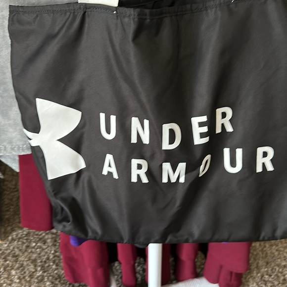 Under Armour Gym Bag - Picture 2 of 2